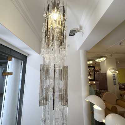 Lightning cascade chandelier or pendant model LS101 in Murano glass and chromed metal by Carlo Nason for Mazzega. Italy 1970 in the style of Venini, Veronese, La Murrina, Aldo Nason, Stilnovo, Joe Colombo, Arteluce, Arredoluce, Lumi, Luci, Rggiani, Sciolari, Werner Pantone, Luigi Colani, Raak, Angelo Lelii, Angelo Brotto, Esperia, Francesco Bocola, Superstudio, Enrico Tronconi, Mario Bellini, Harvey Guzzini lamp sconces brass stainless steel italy 1970 1980 mid-century modern space age