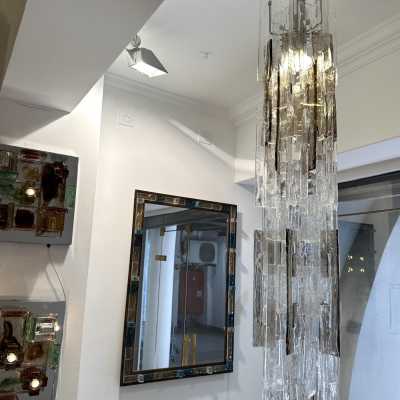 Lightning cascade chandelier or pendant model LS101 in Murano glass and chromed metal by Carlo Nason for Mazzega. Italy 1970 in the style of Venini, Veronese, La Murrina, Aldo Nason, Stilnovo, Joe Colombo, Arteluce, Arredoluce, Lumi, Luci, Rggiani, Sciolari, Werner Pantone, Luigi Colani, Raak, Angelo Lelii, Angelo Brotto, Esperia, Francesco Bocola, Superstudio, Enrico Tronconi, Mario Bellini, Harvey Guzzini lamp sconces brass stainless steel italy 1970 1980 mid-century modern space age
