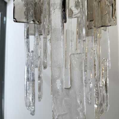 Lightning cascade chandelier or pendant model LS101 in Murano glass and chromed metal by Carlo Nason for Mazzega. Italy 1970 in the style of Venini, Veronese, La Murrina, Aldo Nason, Stilnovo, Joe Colombo, Arteluce, Arredoluce, Lumi, Luci, Rggiani, Sciolari, Werner Pantone, Luigi Colani, Raak, Angelo Lelii, Angelo Brotto, Esperia, Francesco Bocola, Superstudio, Enrico Tronconi, Mario Bellini, Harvey Guzzini lamp sconces brass stainless steel italy 1970 1980 mid-century modern space age