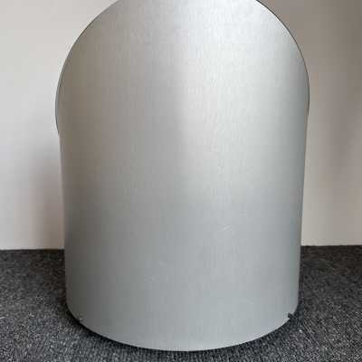 Rolling bar in stainless steel and glass by Claudio Salocchi. Italy 1970. in the style of Mario Sabot, Willy Rizzo, Maison Jansen, Hollywood Regency, Gio Ponti, Gianfranco Frattini, Cassina, Osvaldo Borsani, Joe Colombo, Vico Magistretti, Ico Luisa Parisi, Mario Bellini, Tito Agnoli, Afra Tobia Carlo Scarpa , Luciano Frigerio, Sporiti, Marco Zanuso, Giulio Moscatelli, Formanova. mid-century modern space age brass metal wood dry bar