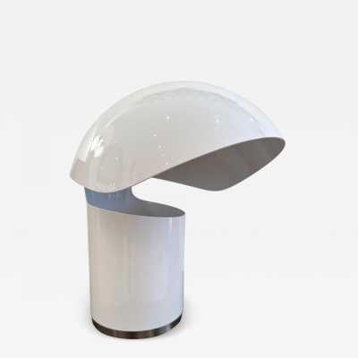 Space age table lamp in white lacquered metal by Franco Buzzi Ceriani. Italy 1970 in the style of Esperia, Angelo Brotto, Stilnovo, Arteluce, Arredoluce, Artemide, Pierre Cardin, Lumi, Luci, Raak, Angelo Lelii, Francesco Bocola, Superstudio, Enrico Tronconi, Mario Bellini, Harvey Guzzini, Luigi Massoni, Martinelli, Fabio Lenci, Gio Ponti. floor lamp chandelier pendant lightning brass stainless steel wood italy 1980 design mid-century modern space age