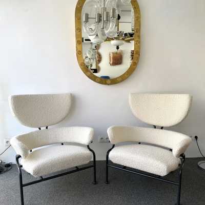 Pair of PL19 armchairs in lacquered metal and bouclé fabrics by Franco Albini for Poggi. Italy 1960. in the style of Gio Ponti, Gianfranco Frattini, Cassina, Osvaldo Borsani, Joe Colombo, Vico Magistretti, Luisa Parisi, Mario Bellini, Tito Agnoli, Afra Tobia Carlo Scarpa, Luciano Frigerio, Sporiti, Marco Zanuso, Giulio Moscatelli, Formanova . slipper chairs brass stainless steel mid-century modern space age italy 1950 1970