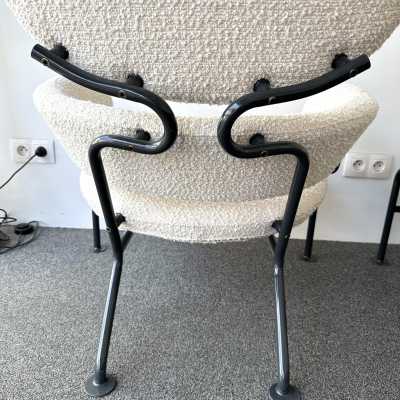 Pair of PL19 armchairs in lacquered metal and bouclé fabrics by Franco Albini for Poggi. Italy 1960. in the style of Gio Ponti, Gianfranco Frattini, Cassina, Osvaldo Borsani, Joe Colombo, Vico Magistretti, Luisa Parisi, Mario Bellini, Tito Agnoli, Afra Tobia Carlo Scarpa, Luciano Frigerio, Sporiti, Marco Zanuso, Giulio Moscatelli, Formanova . slipper chairs brass stainless steel mid-century modern space age italy 1950 1970