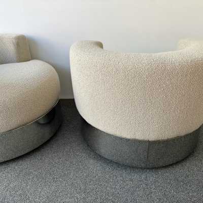 Pair of Mala model armchairs by Franco Fraschini for the publisher Driade. Italy 1970. Reupholstered. From one of Driade's first historical collection "Programma 2 ricerche di design" year 1972. in the style of Gio Ponti, Gianfranco Frattini, 1970s Cassina, Osvaldo Borsani, Joe Colombo, Vico Magistretti, Ico Luisa Parisi, Mario Bellini, Tito Agnoli, Afra Tobia Carlo Scarpa, Luciano Frigerio, Sporiti, Marco Zanuso, Giulio Moscatelli, Formanova, Marzio Cecchi, Willy Rizzo. mid-century modern space