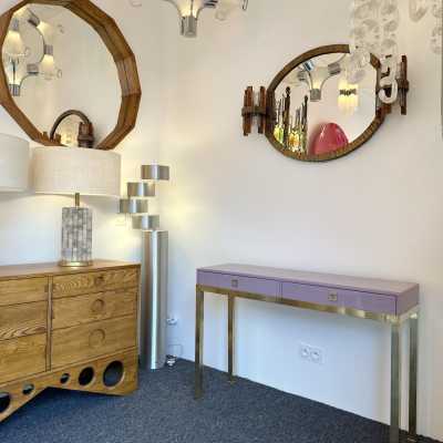 console table with drawers in parma lacquered wood and brass by Guy Lefèvre. France 1970 in the style of Maison Jansen, Mahey, Willy Rizzo, Mario Sabot, Charles. metal stainless steel mid-century modern space age hollywood regency side tables coffee table bar