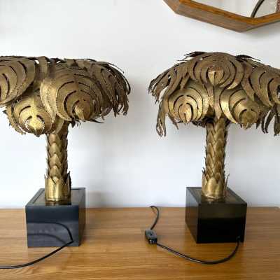 Pair of Mid-Century Modern Hollywood regency Iconic table or bedside lamps brass palm tree, black melamine base by Christian Techoueyres for Maison Jansen, one of the best model, nice patina. floor lamp 