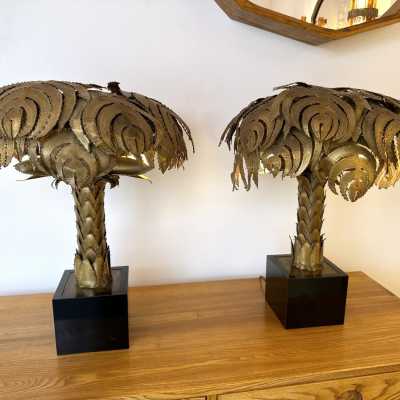 Pair of Mid-Century Modern Hollywood regency Iconic table or bedside lamps brass palm tree, black melamine base by Christian Techoueyres for Maison Jansen, one of the best model, nice patina. floor lamp 