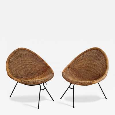 Pair of rattan and black lacquered metal armchairs by Roberto Mango. Italy 1950. in the style of Janine Abraham, Mathieu Matégot, Vivai Del Sud, Maison Jansen, Galerie Maison et Jardin, Gio Ponti, Gianfranco Frattini, Cassina, Osvaldo Borsani, Joe Colombo, Vico Magistretti, Luisa Parisi, Mario Bellini , Tito Agnoli, Afra Tobia Carlo Scarpa, Luciano Frigerio, Sporiti, Marco Zanuso, Giulio Moscatelli, Formanova. mid-century modern italy 1970 brass wood