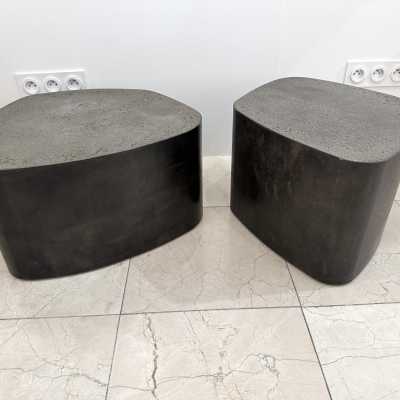 Pair of free-form pebble tables in patinated steel and concrete by Stéphane Ducatteau. France 2000. signed and dated 2008 contemporary mid-century modern design brutalist brass iron metal stainless steel side tables
