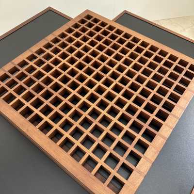 modular coffee table in wood and Formica by Bernard Vuarnesson. France 1980 in the style of Pierre Jeanneret, Chandigarh, Le Corbusier, Jean Prouvé, Charlotte Perriand, Gio Ponti. mid-century modern italy 1970 console end tables