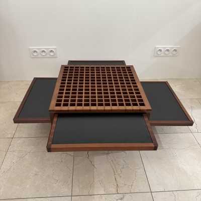 modular coffee table in wood and Formica by Bernard Vuarnesson. France 1980 in the style of Pierre Jeanneret, Chandigarh, Le Corbusier, Jean Prouvé, Charlotte Perriand, Gio Ponti. mid-century modern italy 1970 console end tables