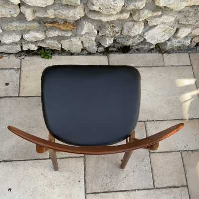 teak chairs