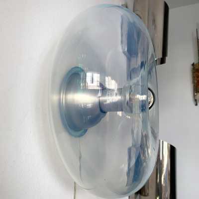 Pair of opal blown glass and metal wall lights by Giusto Toso for Leucos. Italy 1970. in the style of Biancardi Jordan Arte, Poliarte, Carlo Aldo Nason, Mazzega Murano, Venini, Vistosi, La Murrina. wall lights lamps sconces ceiling chandelier brass metal chrome stainless steel mid-century modern space age