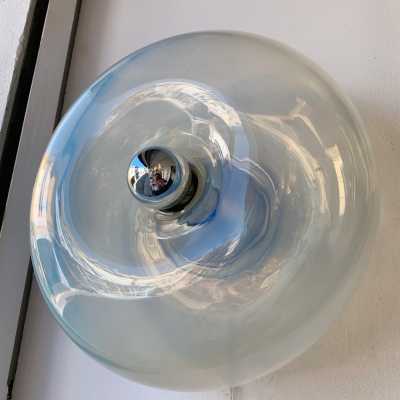 Pair of opal blown glass and metal wall lights by Giusto Toso for Leucos. Italy 1970. in the style of Biancardi Jordan Arte, Poliarte, Carlo Aldo Nason, Mazzega Murano, Venini, Vistosi, La Murrina. wall lights lamps sconces ceiling chandelier brass metal chrome stainless steel mid-century modern space age