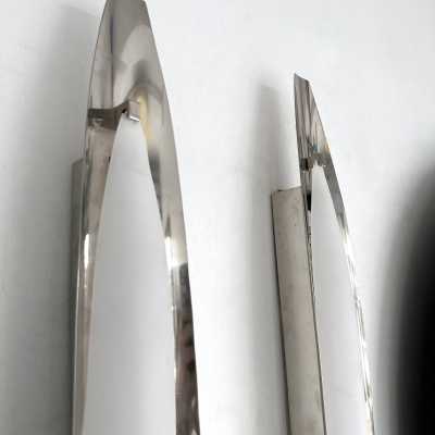 Mid-Century Modern Space Age pair of wall lights lamps sconces in silver nickeled brass and opaline diffuser glass shades, model 2254 by Fontana Arte. Design attributed to Max Ingrand. Reggiani, Sciolari, Francesco Buzzi Ceriani, Stilnovo, Angelo Brotto for Esperia, Aldo Carlo Nason for Mazzega, Venini, Vistosi, La Murrina, Toni Zuccheri, Artemide, Arteluce, Arredoluce, Luigi Caccia Dominioni brass metal wood 1970s 1950s sconces wall lights lamps