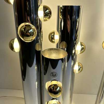 Mid-Century Modern Space Age Impressive and extremely decorative sculpture pair of or set of 2 table or bedside lamps by the Italian design manufacture OMA. Famous like Aldo Nason, Poliarte, Esperia, Angelo Brotto, Stilnovo, Arteluce, Arredoluce, Artemide, Pierre Cardin, Lumi, Luci, Raak, Angelo Lelii, Francesco Bocola, Superstudio, Enrico Tronconi, Mario Bellini, Harvey Guzzini, Luigi Massoni, Martinelli , Fabio Lenci, Gio Ponti, Sciolari, Willy Rizzo, Reggiani, brass metal wood 1960s 1950s wall sconces