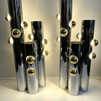 Mid-Century Modern Space Age Impressive and extremely decorative sculpture pair of or set of 2 table or bedside lamps by the Italian design manufacture OMA. Famous like Aldo Nason, Poliarte, Esperia, Angelo Brotto, Stilnovo, Arteluce, Arredoluce, Artemide, Pierre Cardin, Lumi, Luci, Raak, Angelo Lelii, Francesco Bocola, Superstudio, Enrico Tronconi, Mario Bellini, Harvey Guzzini, Luigi Massoni, Martinelli , Fabio Lenci, Gio Ponti, Sciolari, Willy Rizzo, Reggiani, brass metal wood 1960s 1950s wall sconces