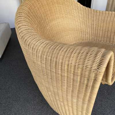 Mid-Century Modern style pair of King Tubby rattan wicker armchairs or lounge chairs by the designer Platt and Young for the quality and famous Italian design editor Driade from the 1990s, (1998). Famous design like Gio Ponti, Gianfranco Frattini, Cassina, Osvaldo Borsani, Joe Colombo, Vico Magistretti, Luisa Parisi, Mario Bellini, Tito Agnoli, Afra Tobia Carlo Scarpa, Luciano Frigerio, Sporiti, Marco Zanuso, Giulio Moscatelli, Formanova, Maxalto, Alvar Aalto. mid-century modern space age hollywood regency