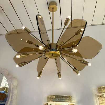 Chandelier ceiling pendant light lamp in brass and glass blade by Gino Paroldo. Famous designs like Stilnovo, Vistosi, Venini, La Murrina, Seguso, Sciolari, Reggiani, Lumica, Aldo Carlo Nason for Mazzega, Stilkronen, Staff. bronze wood metal italian design 1960s 1950s fontana arte cristal art