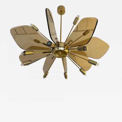Chandelier ceiling pendant light lamp in brass and glass blade by Gino Paroldo. Famous designs like Stilnovo, Vistosi, Venini, La Murrina, Seguso, Sciolari, Reggiani, Lumica, Aldo Carlo Nason for Mazzega, Stilkronen, Staff. bronze wood metal italian design 1960s 1950s fontana arte cristal art
