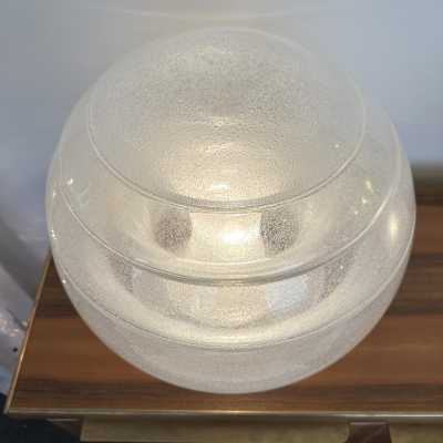 Mid-Century Modern Space Age table lamp model LT328, bubble peleguso Murano glass and metal base by Carlo Nason for the Mazzega manufacture. Famous italian design like Venini, Vistosi, La Murrina, Aldo Nason, Stilnovo, Joe Colombo, Arteluce, Arredoluce, Lumi, Luci, Rggiani, Sciolari, Werner Pantone, Luigi Colani, Raak, Angelo Lelii, Angelo Brotto, Esperia, Francesco Bocola, Superstudio, Enrico Tronconi, Mario Bellini, Harvey Guzzini, Luigi Massoni, Martinelli, Pierre Cardin. brass, 1960s 1950s