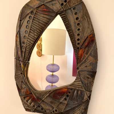 ceramic terracotta lava stone enameled sculpture wall mirror. In the mood of Claudio Pulli, Roger Capron, Borderie, Les Frères Cloutier, Mado Jolain, Les 2 Potiers, Georges Jouves, Ruelland, Les Argonautes. mid-century modern brutalist brass metal wood 1970s 1950s 1980s
