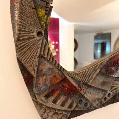 ceramic terracotta lava stone enameled sculpture wall mirror. In the mood of Claudio Pulli, Roger Capron, Borderie, Les Frères Cloutier, Mado Jolain, Les 2 Potiers, Georges Jouves, Ruelland, Les Argonautes. mid-century modern brutalist brass metal wood 1970s 1950s 1980s