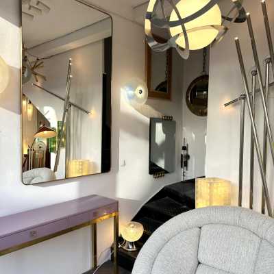 Extra large Mid-Century Modern brass frame mirror. Italian architect Gio Ponti placed this style of mirror in his interiors during the 1950s and 1960s. Same design period as Fontana Arte, Cristal Art, Pier Luigi Colli, Ico Parisi, Cesare Lacca, Franco Campo and Carlo Graffi, Osvaldo Borsani. bronze wood metal italian design