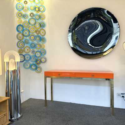 Mid-Century Modern Space Age Hollywood Regency orange lacquered console table with wood interior, 2 drawers, brass feet and handle by the French designer Guy Lefevre. Famous manufacture like Maison Jansen, Mahey, Mario Sabot, Charles. wood metal 1960s 1950s console table end side low coffee cocktail