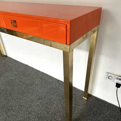 Mid-Century Modern Space Age Hollywood Regency orange lacquered console table with wood interior, 2 drawers, brass feet and handle by the French designer Guy Lefevre. Famous manufacture like Maison Jansen, Mahey, Mario Sabot, Charles. wood metal 1960s 1950s console table end side low coffee cocktail
