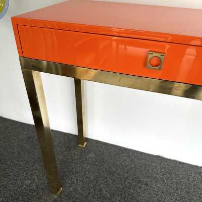 Mid-Century Modern Space Age Hollywood Regency orange lacquered console table with wood interior, 2 drawers, brass feet and handle by the French designer Guy Lefevre. Famous manufacture like Maison Jansen, Mahey, Mario Sabot, Charles. wood metal 1960s 1950s console table end side low coffee cocktail