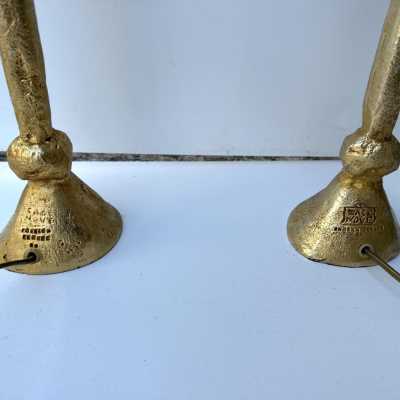 pair of table or bedside bird and heart lamps in gilt gilding metal, bronze style by Pierre Casenove for Fondica. Sign Casenove and stamp Fondica on the base. Famous artist who have worked for the manufacture like Mathias, Stéphane Galerneau, Nicolas Dewael. In the style of Garouste et Bonetti, Giacometti, Maison Jansen, Baguès, Charles, Hollywood Regency, Mid-Century Modern, 1960s 1950s 1970s 1990s, brass, gilt bronze style, metal