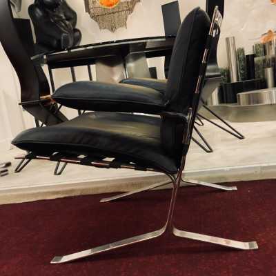 Leather armchairs Olivier Mourgue