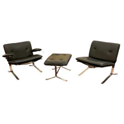 Black leather lounge
