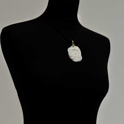 Roger Capron, Porcelain Charm, Aquarius, Vallauris 1973