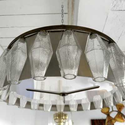chandelier ceiling light or ceiling light in nickel-plated silver metal and brass with polyhedral Murano glass by the Italian designer editor Aureliano Toso. Famous designs like Reggiani, Sciolari, Stilux, Stilnovo, Angelo Brotto for Esperia, Aldo Carlo Nason for Mazzega, Venini, Vistosi, La Murrina, Toni Zuccheri, Fontana Arte, Artemide, Arteluce, Arredoluce, Luigi Caccia Dominioni.