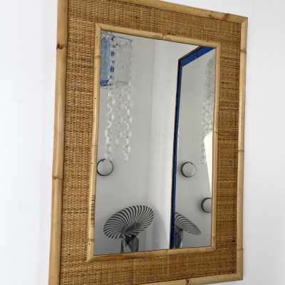 Hollywood Regency style wall mirror, Mid-Century Modern style, beautiful blend of bamboo, rattan and raffia, made by the Dal Vera manufacturer. Famous designers include Renato Zevi, Romeo Rega, Maison Jansen, Willy Rizzo and Mario Sabot.