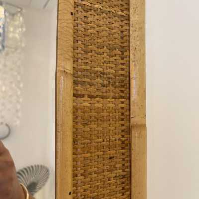 Hollywood Regency style wall mirror, Mid-Century Modern style, beautiful blend of bamboo, rattan and raffia, made by the Dal Vera manufacturer. Famous designers include Renato Zevi, Romeo Rega, Maison Jansen, Willy Rizzo and Mario Sabot.