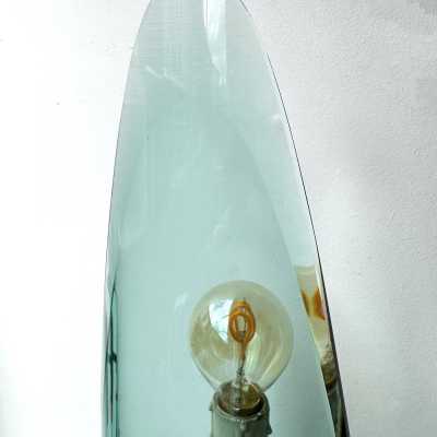 Mid-century modernist wall sconces, glass and gilded bronze lighting sconces. In the atmosphere of Pietro Chiesa for the Italian design factory Fontana Arte. Famous designs like Reggiani, Sciolari, Francesco Buzzi Ceriani, Angelo Brotto for Esperia, Aldo Carlo Nason for Mazzega, Venini, Vistosi, La Murrina, Toni Zuccheri, Fontana Arte, Artemide, Arteluce, Arredoluce, Luigi Caccia Dominioni, Stilnovo.