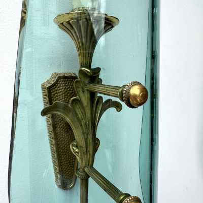 Mid-century modernist wall sconces, glass and gilded bronze lighting sconces. In the atmosphere of Pietro Chiesa for the Italian design factory Fontana Arte. Famous designs like Reggiani, Sciolari, Francesco Buzzi Ceriani, Angelo Brotto for Esperia, Aldo Carlo Nason for Mazzega, Venini, Vistosi, La Murrina, Toni Zuccheri, Fontana Arte, Artemide, Arteluce, Arredoluce, Luigi Caccia Dominioni, Stilnovo.