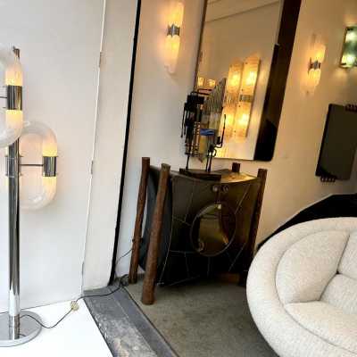 Vintage chrome metal version of the chain floor lamp by Aldo Nason for the Mazzega factory. Blown white Murano glass. Famous manufactory like Venini, Vistosi, La Murrina, Seguso, Carlo Nason, Poliarte, Esperia, Angelo Brotto, Stilnovo, Arteluce, Arredoluce, Artemide, Pierre Cardin, Lumi, Luci, Raak, Angelo Lelii, Francesco Bocola, Superstudio, Enrico Tronconi, Mario Bellini, Harvey Guzzini, Luigi Massoni, Martinelli, Fabio Lenci, Gio Ponti.
