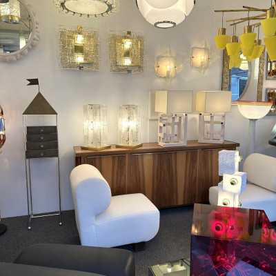 Pair of Mid-Century Modern Space Age wall sconces model LP253 in sky blue opalescent textured Murano glass and white lacquered metal by Carlo Nason for the Mazzega factory. Famous Italian design like Venini, Vistosi, La Murrina, Aldo Nason, Stilnovo, Joe Colombo, Arteluce, Arredoluce, Lumi, Luci, Rggiani, Sciolari, Werner Pantone, Luigi Colani, Raak, Angelo Lelii, Angelo Brotto, Esperia, Francesco Bocola, Superstudio, Enrico Tronconi, Mario Bellini, Harvey Guzzini, Luigi Massoni, Martinelli, Pier