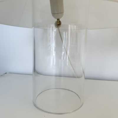 Mid-century modern table, desk or bedside lamp in white and clear Murano glass, entirely made of glass, with glass shade, by the Italian manufacturer Murano Due. Guaranteed original Murano glass label. Famous designs: Carlo Aldo Nason for Mazzega, Vistosi, La Murrina, Poliarte, Veronese, Seguso, Stilnovo, Artemide, Arredoluce and Arteluce.