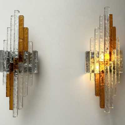 Mid-century Space Age wall lights in hammered glass and metal, in the Brutalist style, manufactured by the Poliarte factory in Verona, a competitor of Longobard Arte and Biancardi Jordan in the 1970s. Famous designers, such as Carlo Aldo Nason for Mazzega Murano, Venini, Vistosi, La Murrina, Esperia and Angelo Brotto.