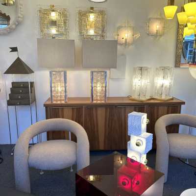 Rare large pair of mid-century modern space age pressed glass cube table or bedside lamps from the Italian manufacturer Poliarte in Verona. Internal flash base. Famous works like Venini, Vistosi, La Murrina, Aldo Carlo Nason, Stilnovo, Joe Colombo, Arteluce, Arredoluce, Lumi, Luci, Reggiani, Sciolari, Werner Pantone, Luigi Colani, Raak, Angelo Lelii, Angelo Brotto, Esperia, Francesco Bocola, Superstudio, Enrico Tronconi, Mario Bellini, Harvey Guzzini, Luigi Massoni, M