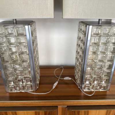 Rare large pair of mid-century modern space age pressed glass cube table or bedside lamps from the Italian manufacturer Poliarte in Verona. Internal flash base. Famous works like Venini, Vistosi, La Murrina, Aldo Carlo Nason, Stilnovo, Joe Colombo, Arteluce, Arredoluce, Lumi, Luci, Reggiani, Sciolari, Werner Pantone, Luigi Colani, Raak, Angelo Lelii, Angelo Brotto, Esperia, Francesco Bocola, Superstudio, Enrico Tronconi, Mario Bellini, Harvey Guzzini, Luigi Massoni, M