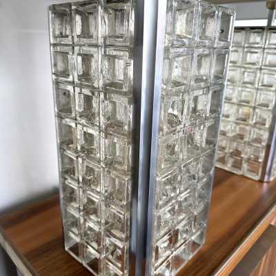 Rare large pair of mid-century modern space age pressed glass cube table or bedside lamps from the Italian manufacturer Poliarte in Verona. Internal flash base. Famous works like Venini, Vistosi, La Murrina, Aldo Carlo Nason, Stilnovo, Joe Colombo, Arteluce, Arredoluce, Lumi, Luci, Reggiani, Sciolari, Werner Pantone, Luigi Colani, Raak, Angelo Lelii, Angelo Brotto, Esperia, Francesco Bocola, Superstudio, Enrico Tronconi, Mario Bellini, Harvey Guzzini, Luigi Massoni, M