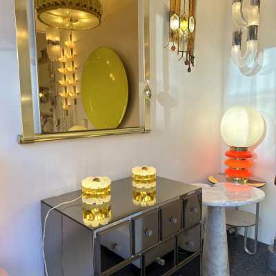 Pair of mid-century modern round cubic cylindrical lamps, designed by Italian manufacturer Poliarte. Pressed bubble glass with amber yellow detail. Manufacture of famous publishers such as Venini, Vistosi, La Murrina, Seguso, Aldo Nason, Carlo Aldo Nason for Mazzega, Stilnovo, Arteluce, Arredoluce, Artemide, Pierre Cardin, Lumi, Luci, RAAK, Angelo Lelii, Francesco Bocola, Superstudio, Enrico Tronconi, Mario Bellini, Harvey Guzzini, Luigi Massoni, Martinelli, Fabio Lenci, Gio Ponti.
