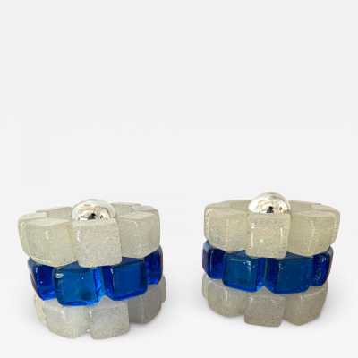 Pair of mid-century modern round cubic cylindrical lamps, designed by Italian manufacturer Poliarte. Pressed bubble glass with blue detail. Manufacture of famous publishers such as Venini, Vistosi, La Murrina, Seguso, Aldo Nason, Carlo Aldo Nason for Mazzega, Stilnovo, Arteluce, Arredoluce, Artemide, Pierre Cardin, Lumi, Luci, RAAK, Angelo Lelii, Francesco Bocola, Superstudio, Enrico Tronconi, Mario Bellini, Harvey Guzzini, Luigi Massoni, Martinelli, Fabio Lenci, Gio Ponti.