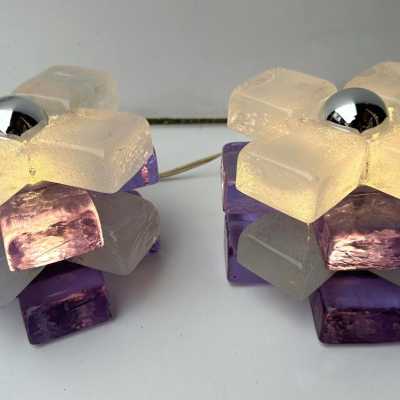 Pair of mid-century modern space age round cube lamps designed by Italian manufacturer Poliarte. Pressed bubble glass with purple detail. Manufacture of famous publishers such as Venini, Vistosi, La Murrina, Seguso, Aldo Nason, Carlo Aldo Nason for Mazzega, Stilnovo, Arteluce, Arredoluce, Artemide, Pierre Cardin, Lumi, Luci, RAAK, Angelo Lelii, Francesco Bocola, Superstudio, Enrico Tronconi, Mario Bellini, Harvey Guzzini, Luigi Massoni, Martinelli, Fabio Lenci, Gio Ponti.